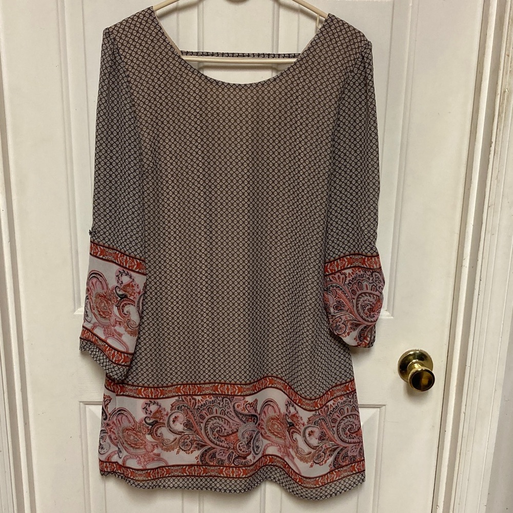 Speechless Women's Tunic with Red and Black Paisley
